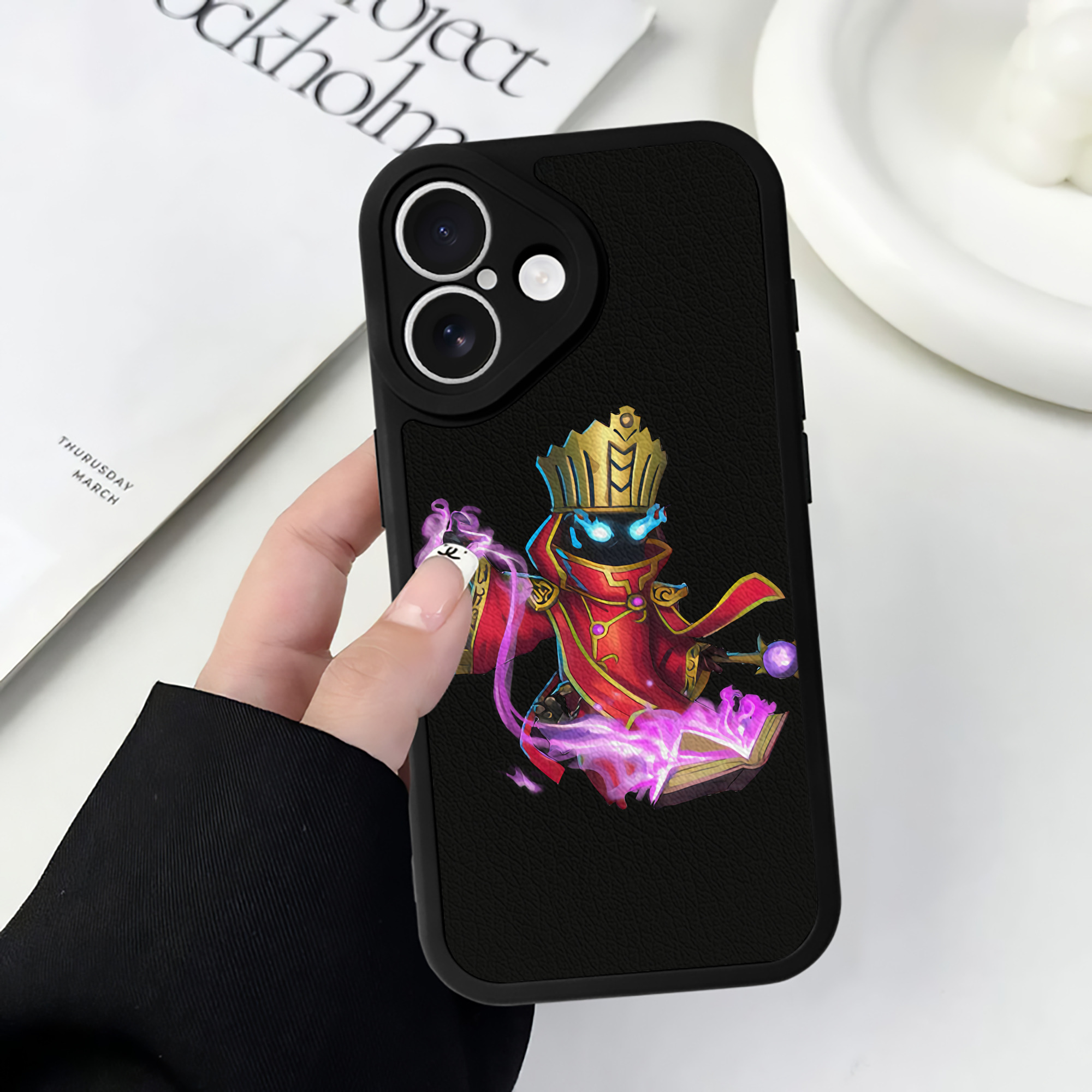 リーグ・オブ・レジェンド League of Legends LOL 【iPhone 16シリーズ対応】シリコンスマホケース（レザー調） 材質：シリコン